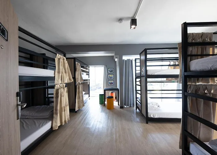 Hostel Sleep To Fly & Suvarnabhumi Airport *